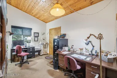 Property 26-10392 - Photo 25