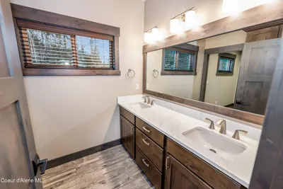Property 26-985 - Photo 15