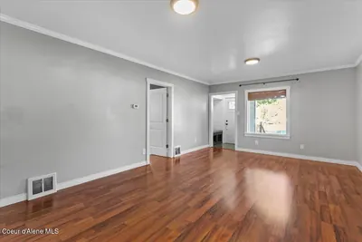 Property 26-10001 - Photo 9