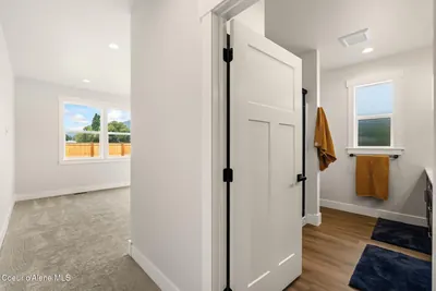 Property 26-8245 - Photo 28