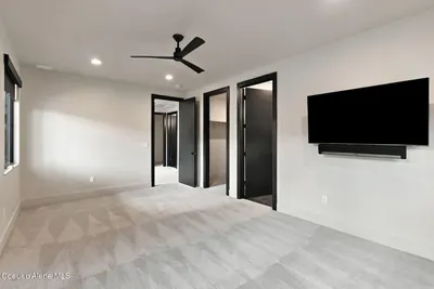 Property 26-7745 - Photo 56