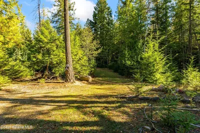 Property 26-10266 - Photo 3