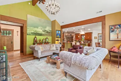 Property 26-10608 - Photo 6