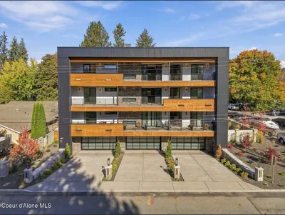 Property 26-10332 - Photo 1