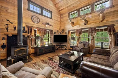 Property 26-8247 - Photo 25