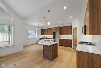 Property 26-9669 - Photo 9