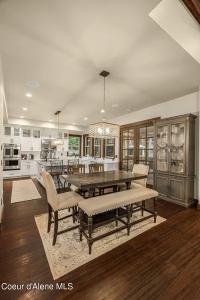Property 26-10612 - Photo 109