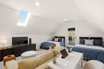 Property 26-8168 - Photo 51
