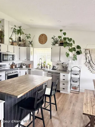 Property 26-7554 - Photo 2
