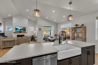 Property 26-8631 - Photo 22