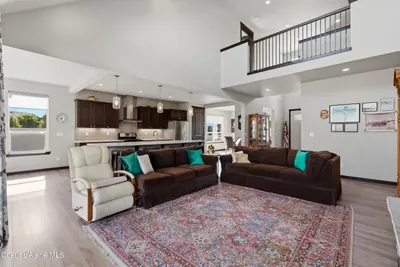 Property 26-10052 - Photo 17