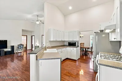 Property 26-8400 - Photo 11