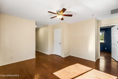 Property 26-10400 - Photo 23