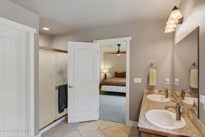 Property 26-8439 - Photo 40