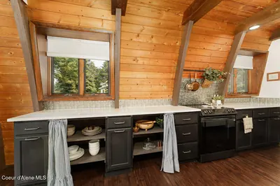 Property 26-8435 - Photo 8