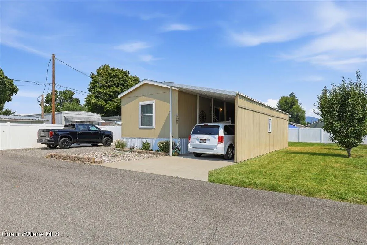 Property 26-8165 - Photo 1