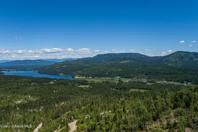 Property 26-5678 - Photo 2