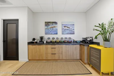 Property 26-10500 - Photo 21