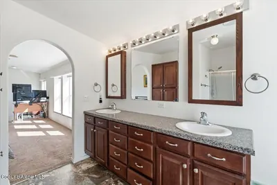 Property 26-7562 - Photo 11