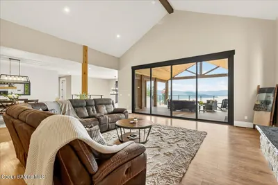 Property 26-10049 - Photo 5