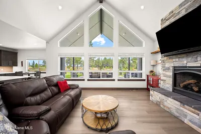 Property 26-7826 - Photo 6