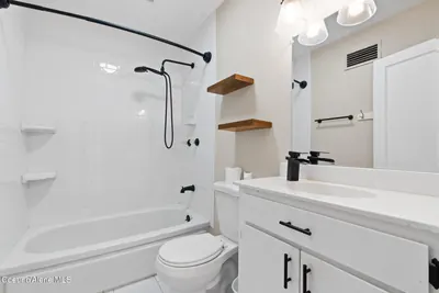 Property 26-10101 - Photo 16