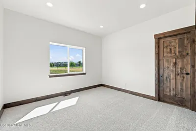 Property 26-7342 - Photo 38