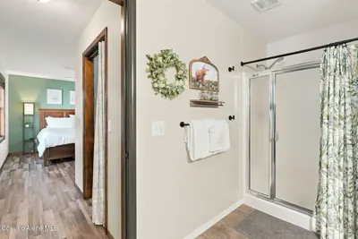 Property 26-10084 - Photo 23