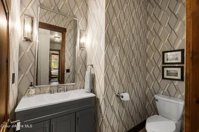 Property 26-10612 - Photo 38
