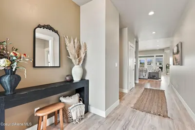 Property 26-9329 - Photo 3