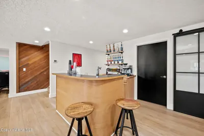 Property 26-9305 - Photo 19