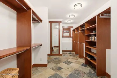 Property 26-6875 - Photo 42