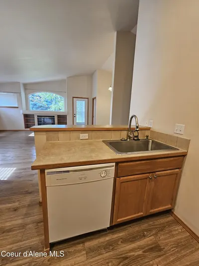 Property 26-10043 - Photo 15