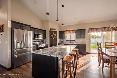 Property 26-10017 - Photo 5