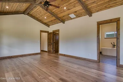 Property 26-6647 - Photo 38