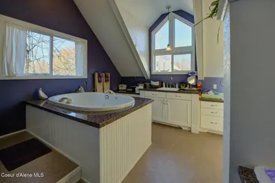 Property 26-9199 - Photo 26