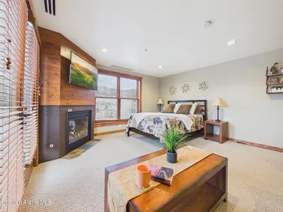 Property 26-2122 - Photo 4