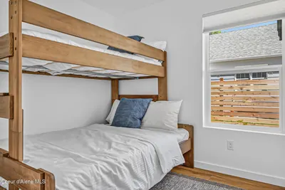 Property 26-10018 - Photo 29