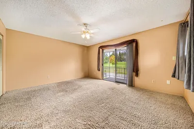 Property 26-9532 - Photo 42