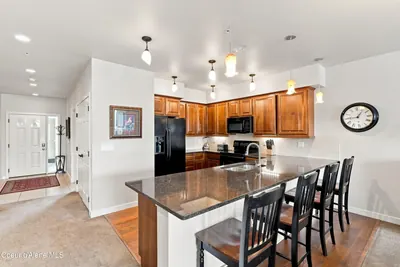 Property 26-8286 - Photo 4
