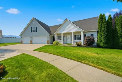 Property 26-8400 - Photo 2