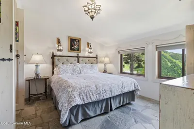 Property 26-6910 - Photo 95