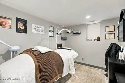 Property 26-10109 - Photo 22