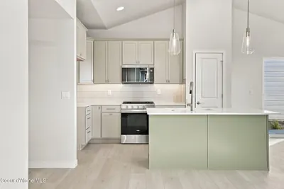 Property 26-10556 - Photo 19