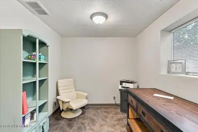 Property 26-10109 - Photo 42