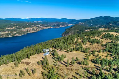 Property 26-9326 - Photo 60