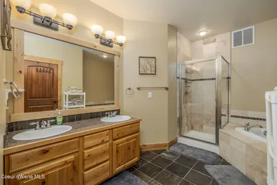 Property 25-10811 - Photo 21