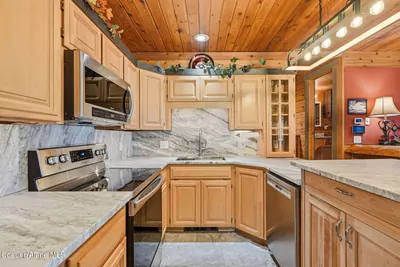 Property 26-8018 - Photo 10
