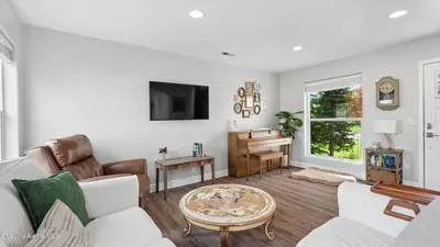 Property 26-6281 - Photo 5