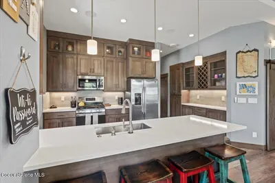 Property 26-9896 - Photo 25